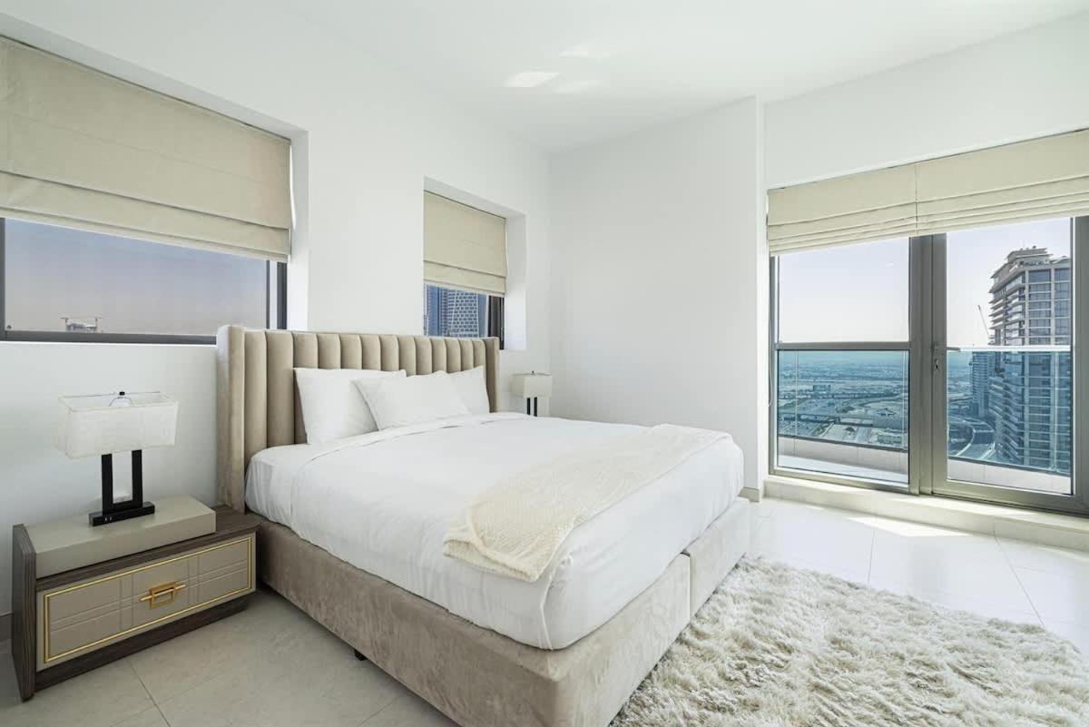 Canal Vista Luxury 2br In Business Bay * Dubai