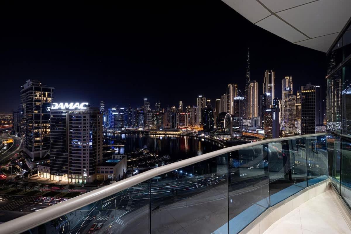 Apartment Canal Vista Luxury 2br In Business Bay