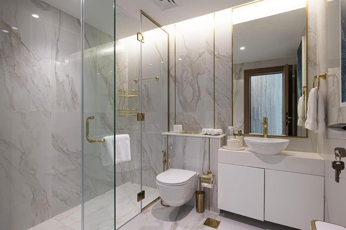 Canal Vista Luxury 2br In Business Bay