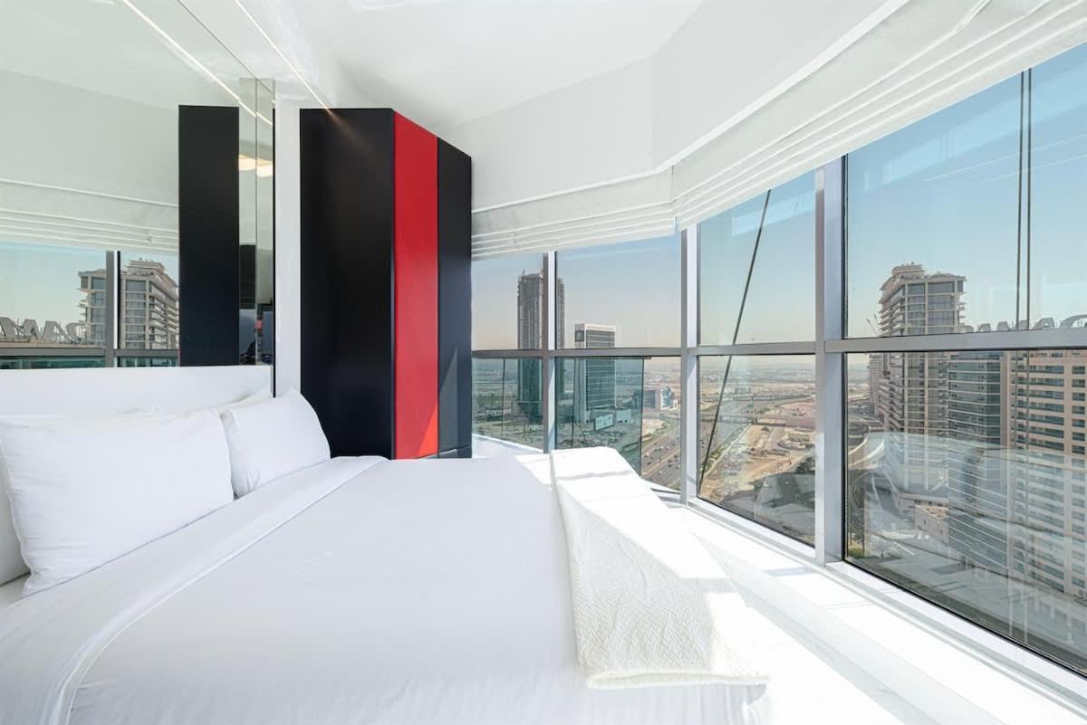 Canal Vista Luxury 2br In Business Bay
