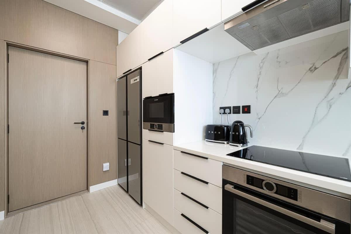 Apartment Canal Vista Luxury 2br In Business Bay
